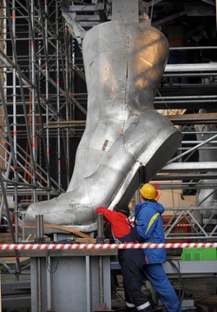 рабочий и колхозница