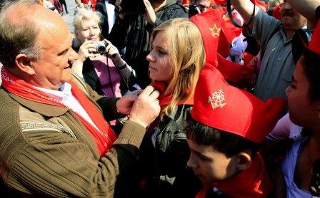 �������