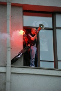 ��� � ���