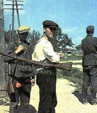 полицаи на Украине - цветное фото